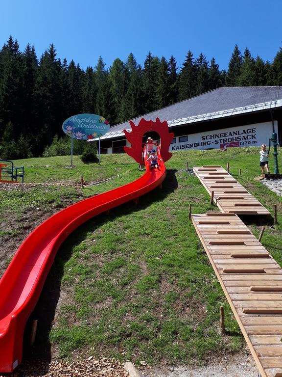 Simonbauerhof Bad Kleinkirchheim Exterior foto